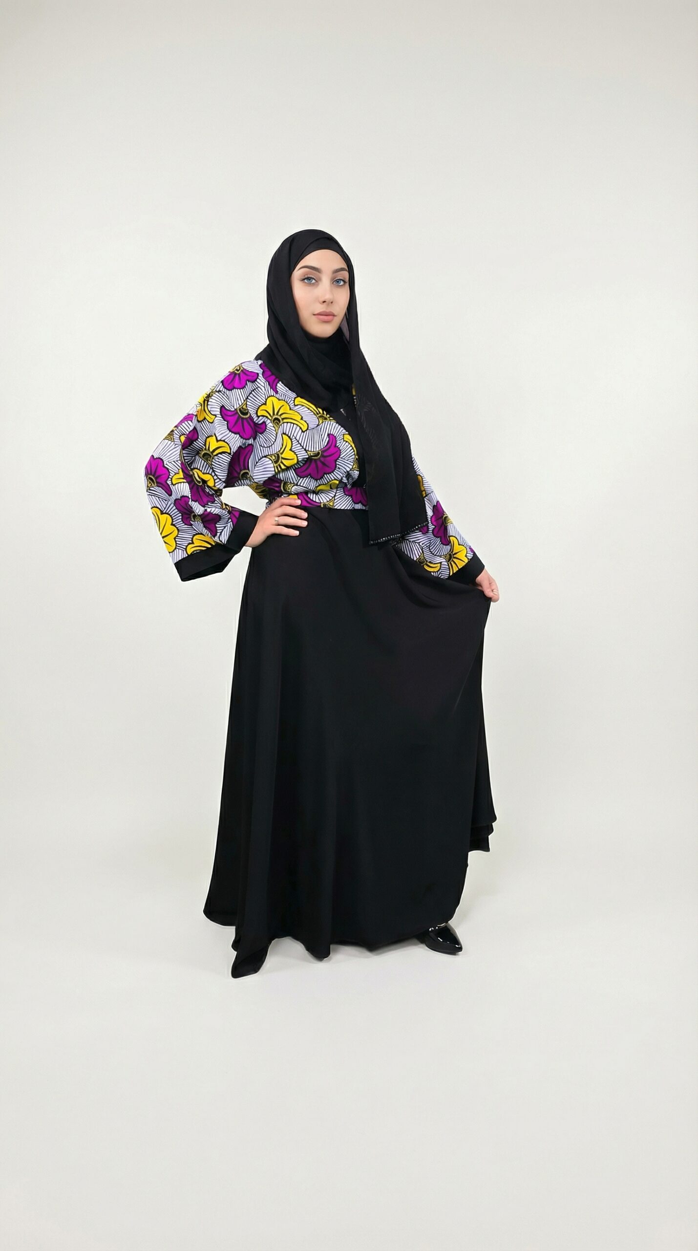 Abaya Wax Hibiscus Fuchsia & Moutarde - Héritage Textile Croisé